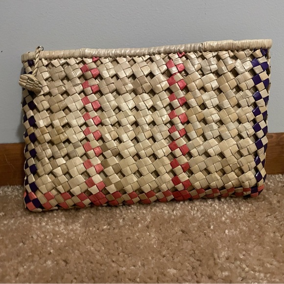 EUC   DSL Woven Cosmetic Case - Picture 2 of 5